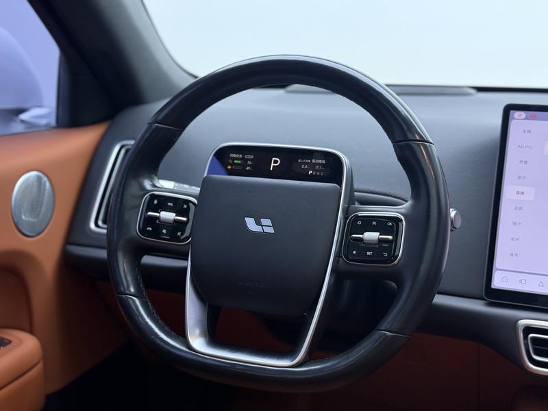 Li Auto Ideal L6 2024