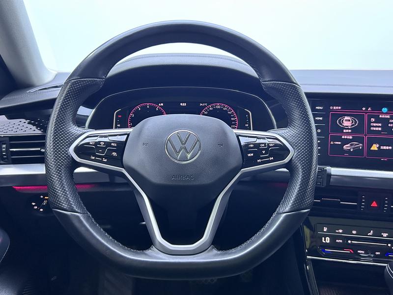 Volkswagen Passat 2023