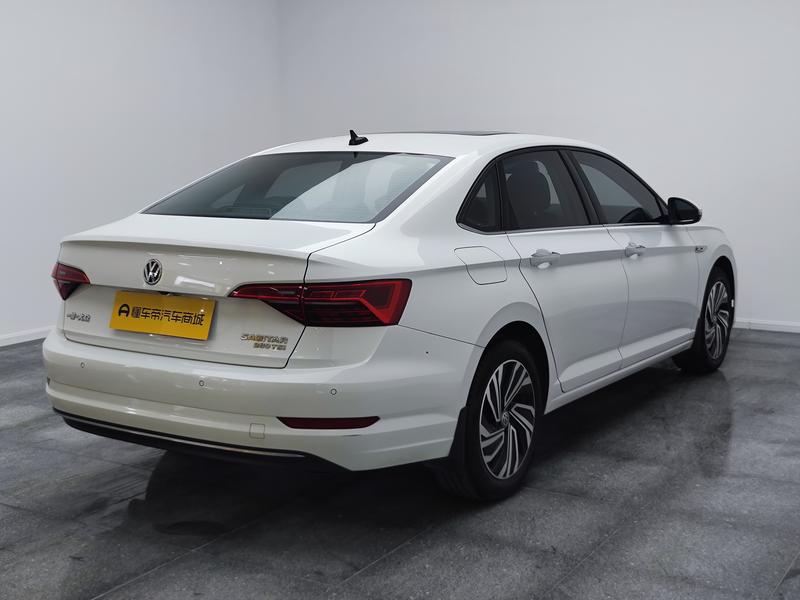 Volkswagen Sagitar 2022