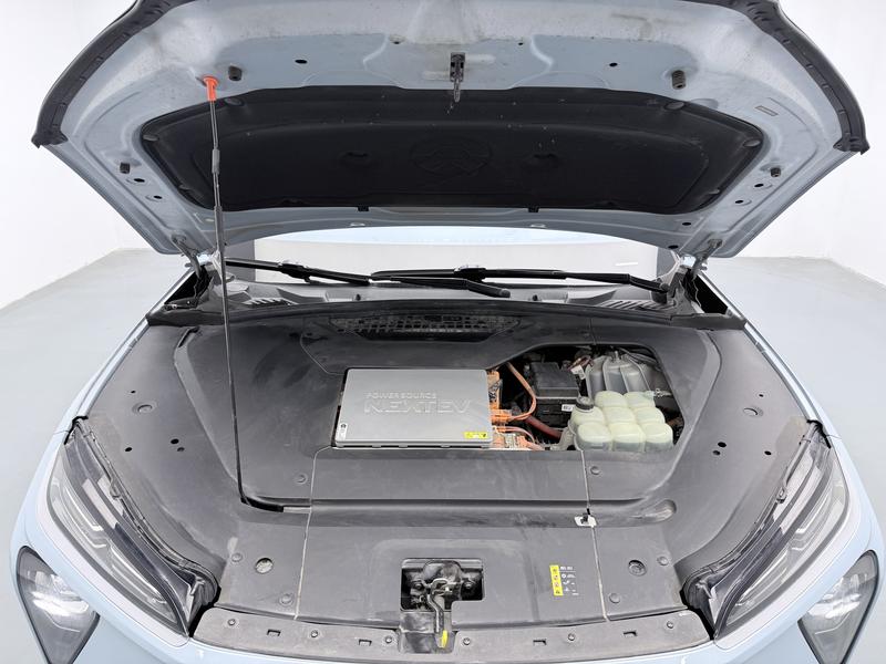 NIO NIO ES6 2020
