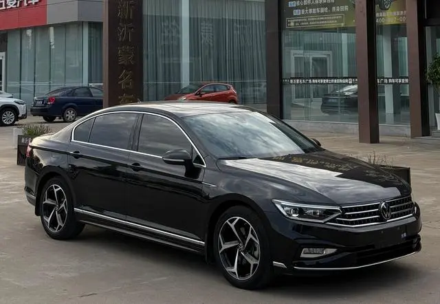 Volkswagen Magotan 2 million commemorative edition 330TSI DSG Luxury models