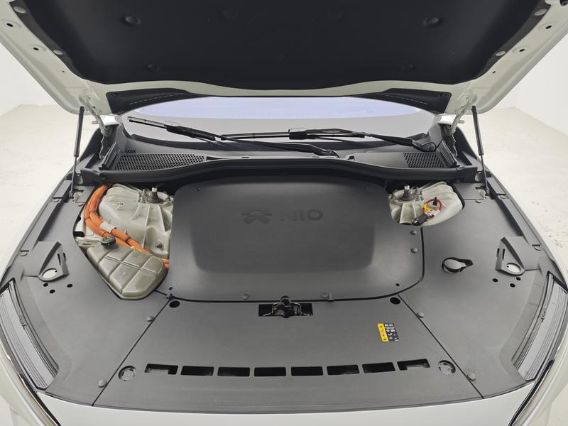 NIO NIO ET7 2021