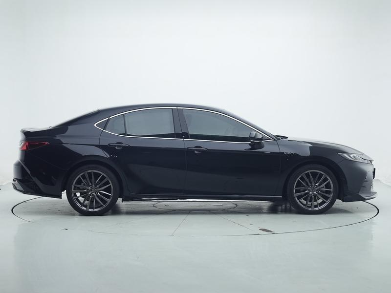 Toyota Camry 2024