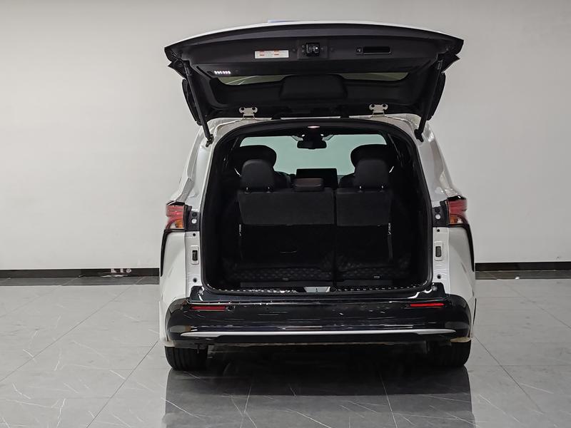 Toyota Sienna 2021