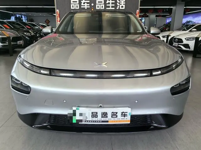 Xpeng Xiaopeng P7 586N