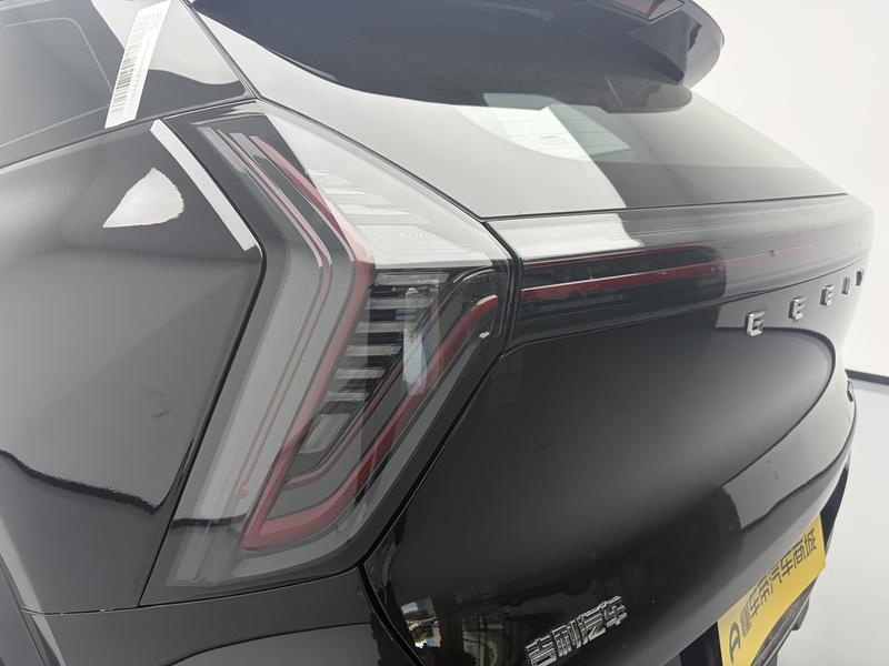 Geely Boyue L 2025