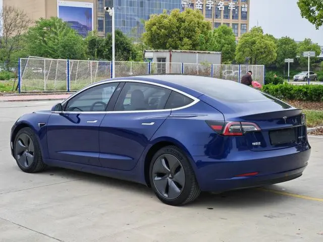 Tesla Model 3 Facelift standard battery life rear drive upgraded version