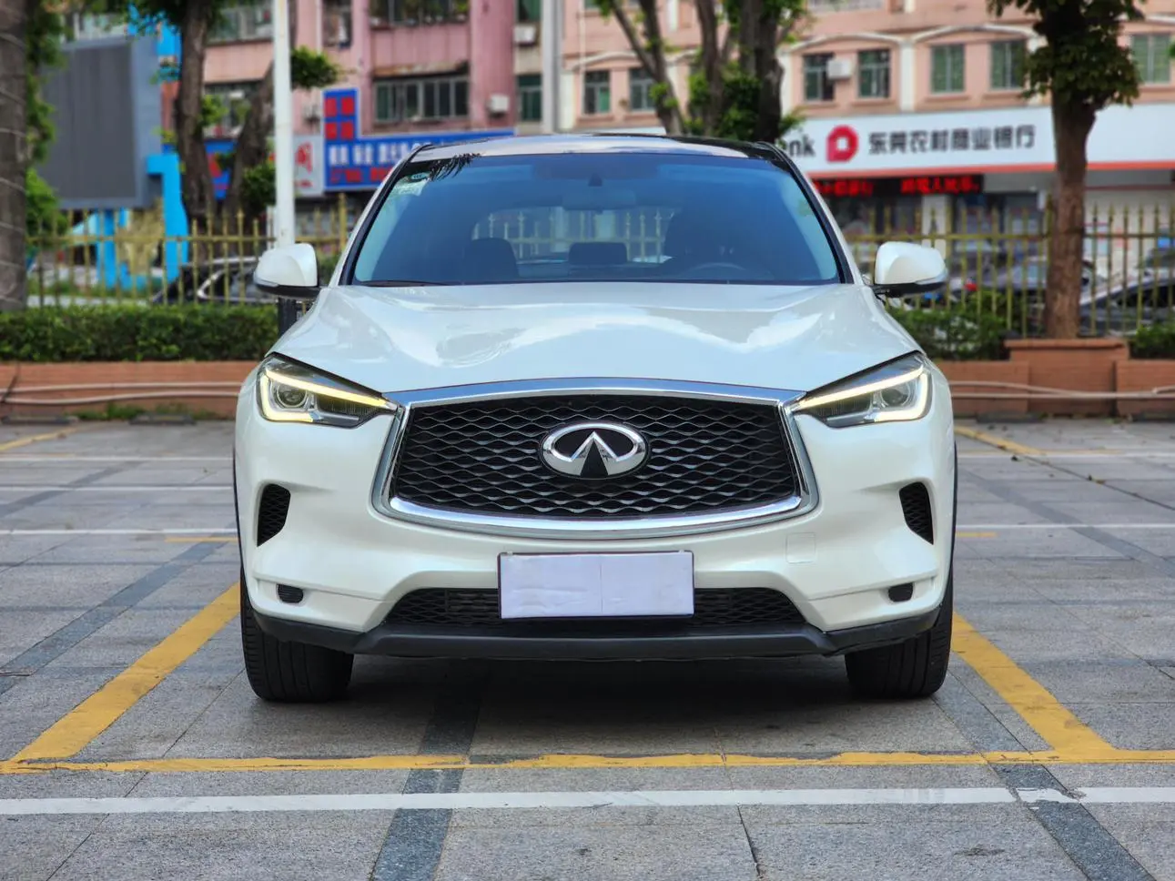 Infiniti Infiniti QX50 Facelift 2.0T two-wheel drive elite edition