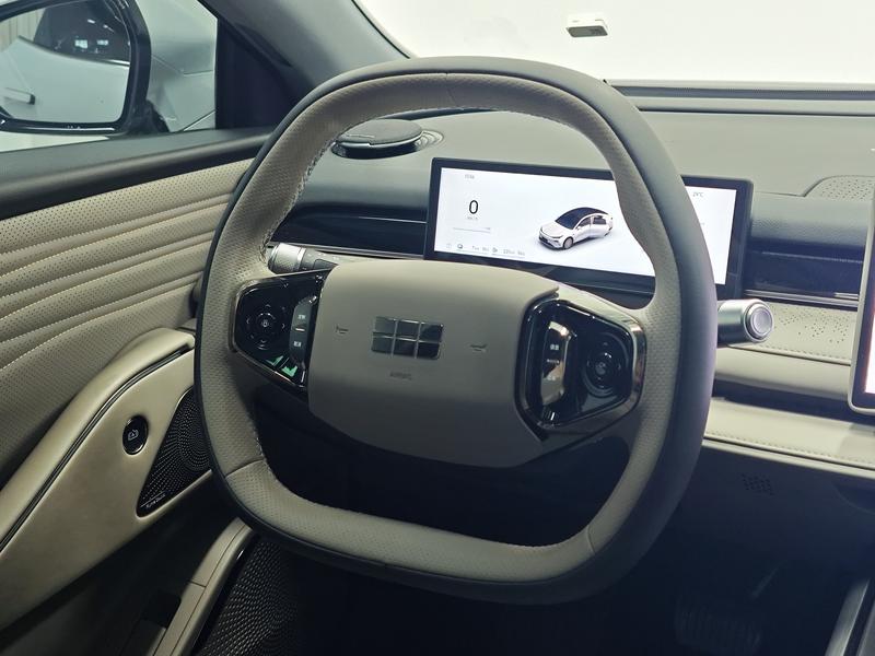 Geely Galaxy Galaxy Star Shine 8 PHEV 2025