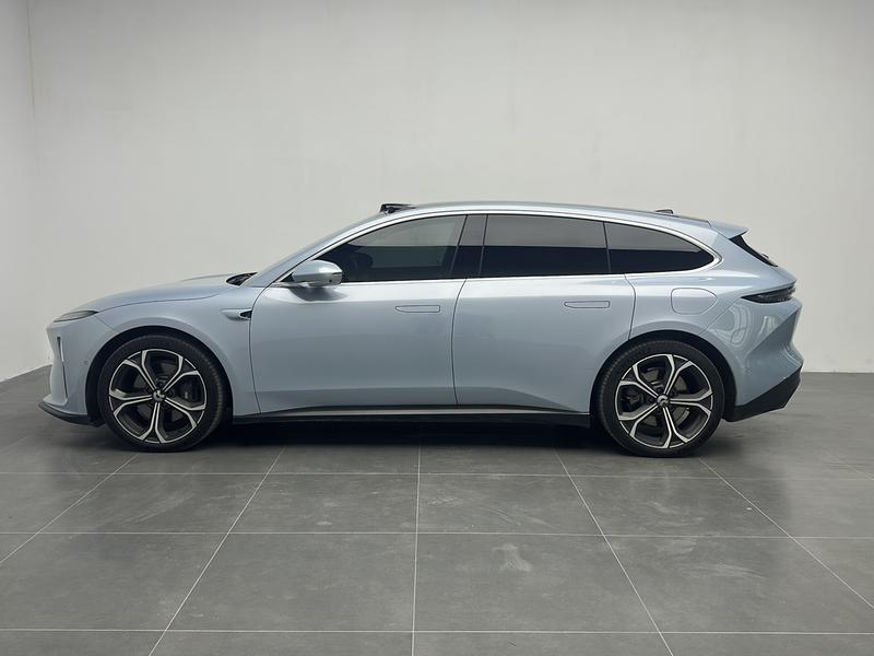 NIO NIO ET5 Touring 2024