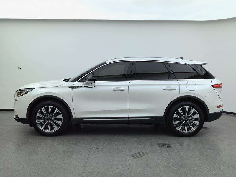 Lincoln adventurer 2022