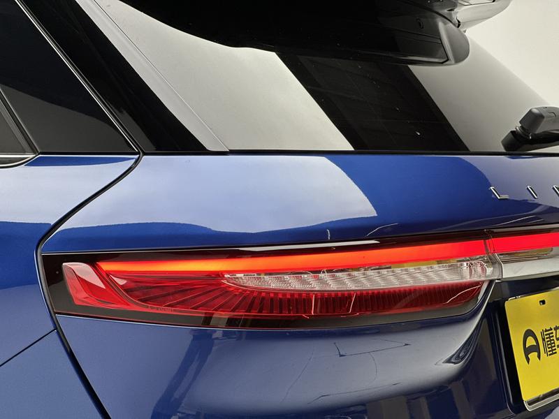 Lincoln adventurer 2022
