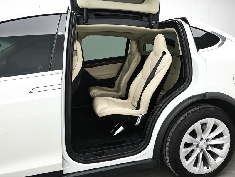 Tesla Model X 2017