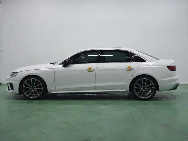 Audi Audi A4L 45 TFSI quattro premium dynamic type
