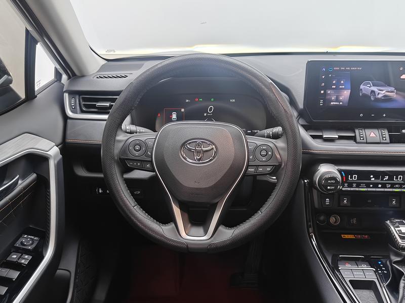 Toyota RAV4 Rong Fang 2024