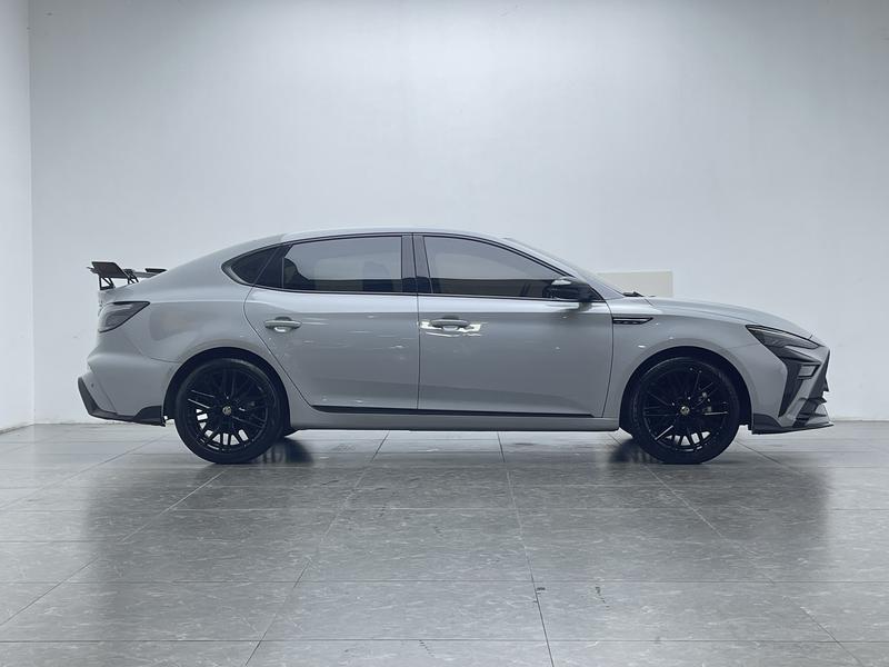 MG MG6 2023