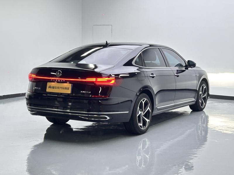 Volkswagen Passat 2023