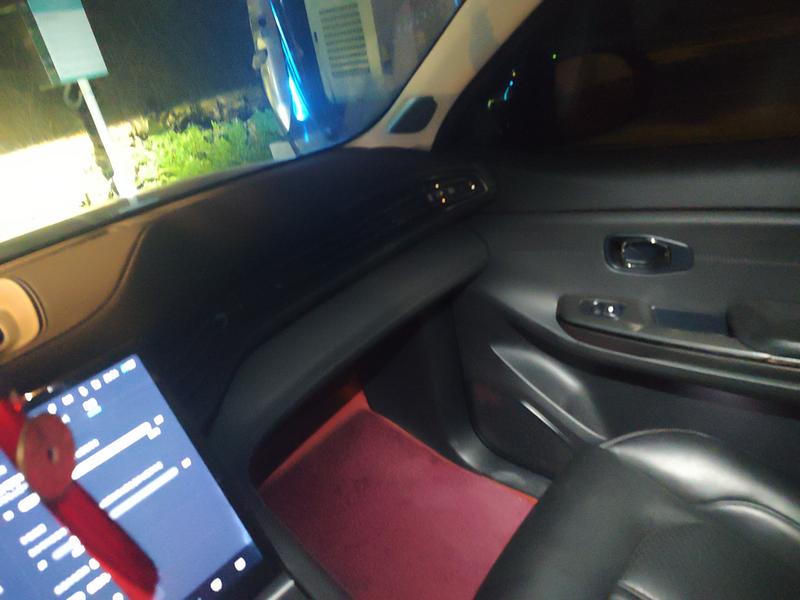 NIO NIO ES6 2020