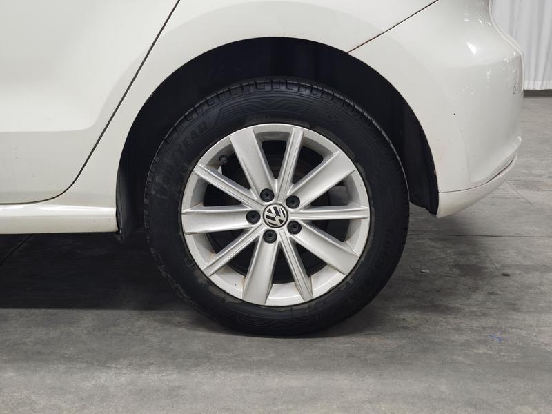 Volkswagen Polo 2013