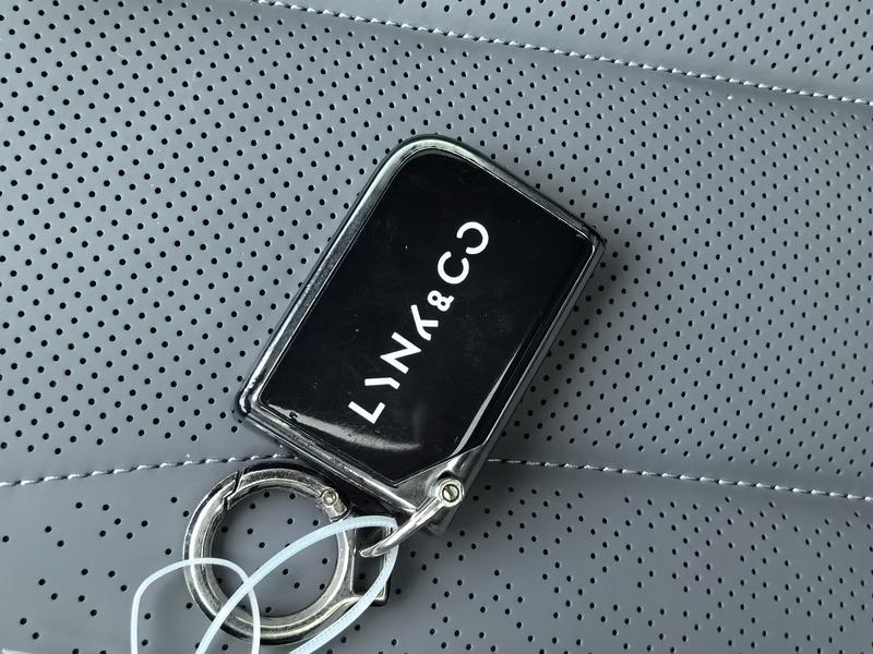 Lynk & Co Lynk&Co 07 EM-P 2024