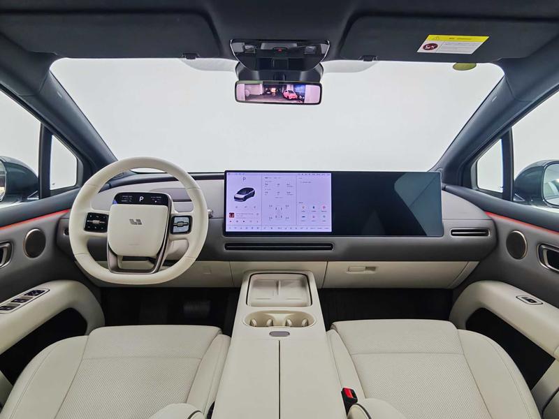 Li Auto Ideal i6 2025