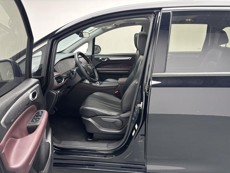 Trumpchi GAC Trumpchi M6 2021