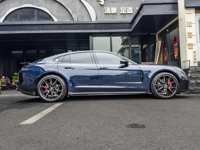 Porsche Panamera Facelift Panamera 2.9T Platinum edition