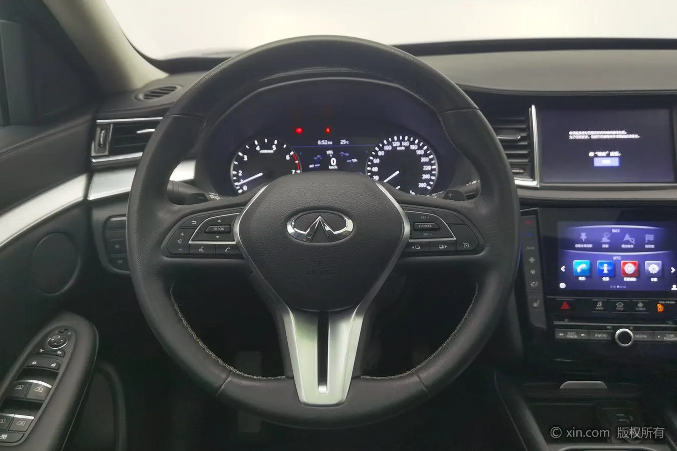 Infiniti Infiniti QX50 2.0T four-wheel drive Elite Edition