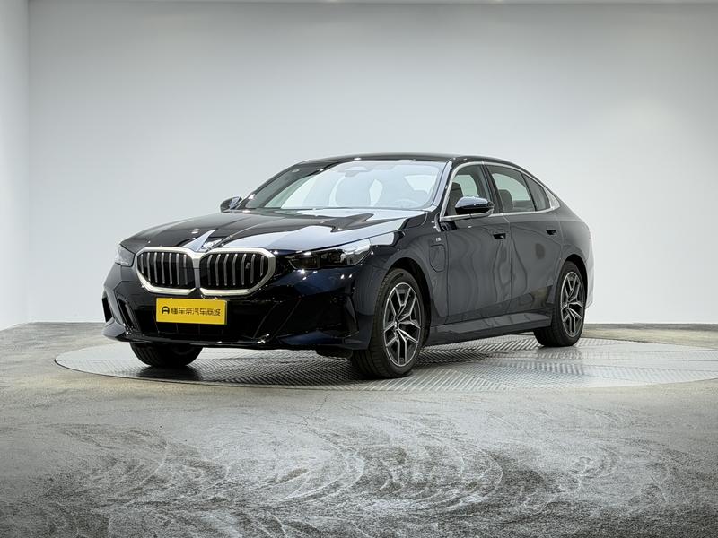 BMW BMW i5 2025