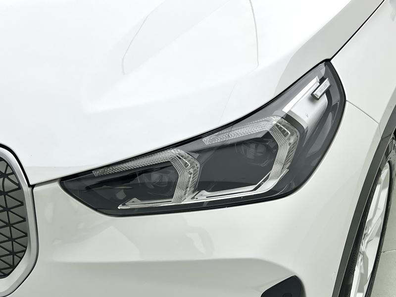 BMW BMW iX1 2024
