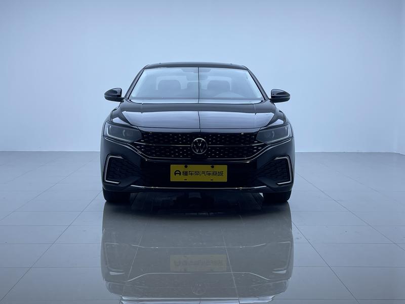 Volkswagen Passat 2024