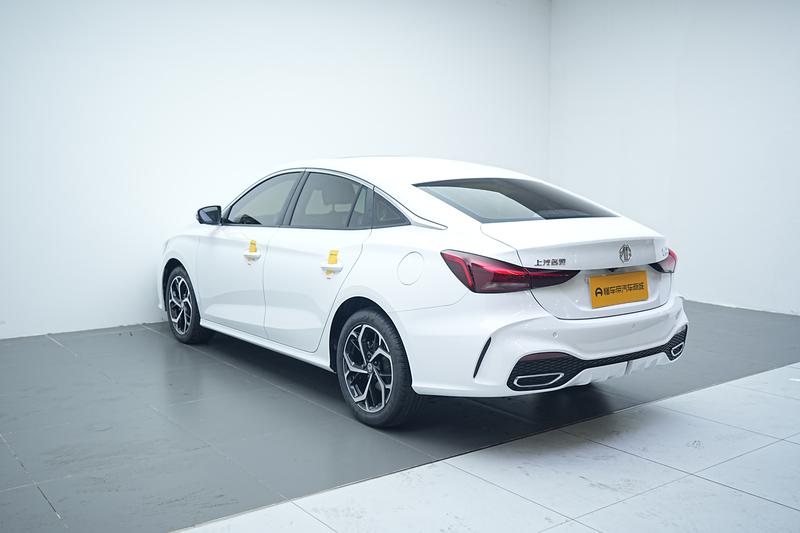 MG MG5 2025