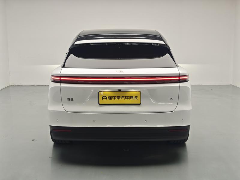 Li Auto Ideal i6 2025