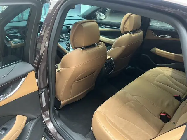Buick Lacrosse 28T Elite type