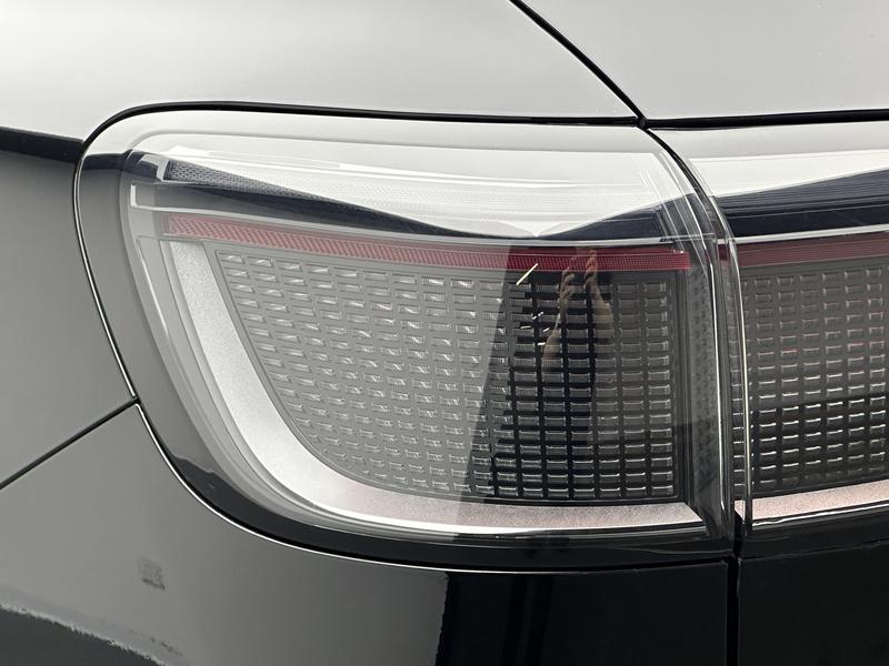 Li Auto Ideal L9 2022