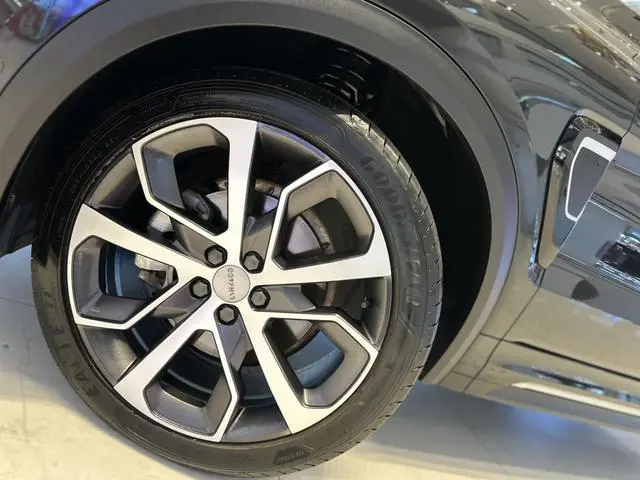 LYNK & CO Lynk 05 2.0TD four-wheel drive Halo