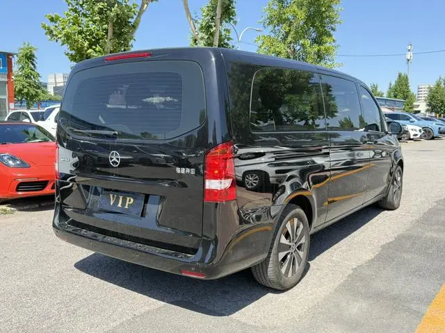 Mercedes-Benz Vito 2.0T Business Edition 7 Seats