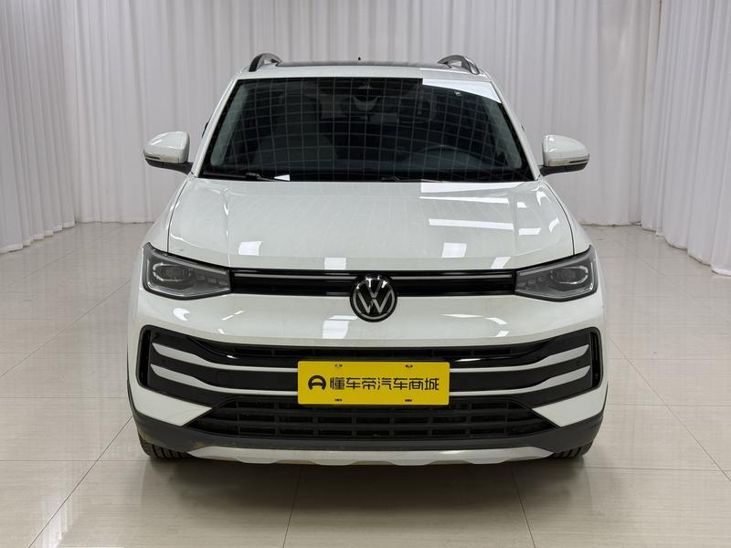 Volkswagen Tharu 2025
