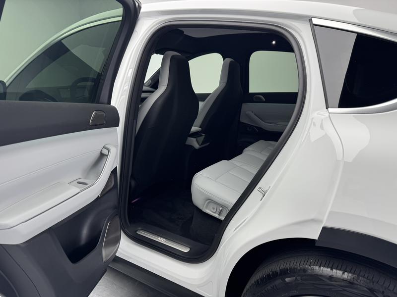 NIO NIO EC7 2023