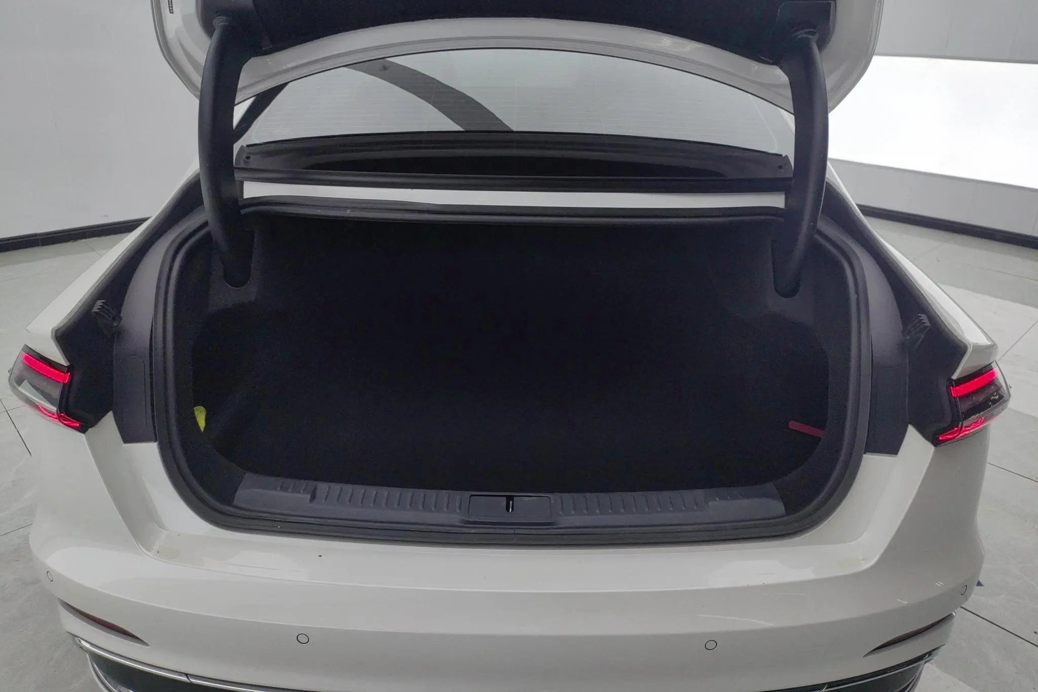 Lincoln Lincoln Z Facelift i Enjoy Exclusive Edition