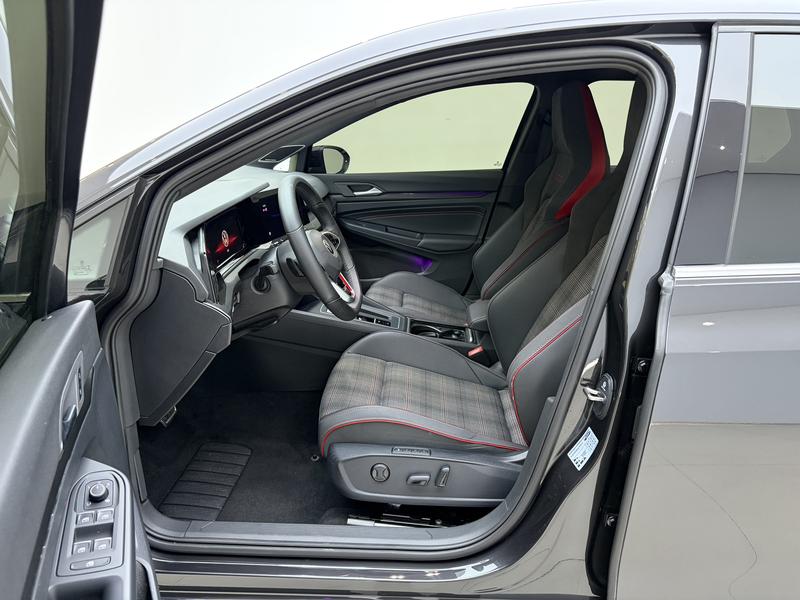 Volkswagen Golf GTI 2021