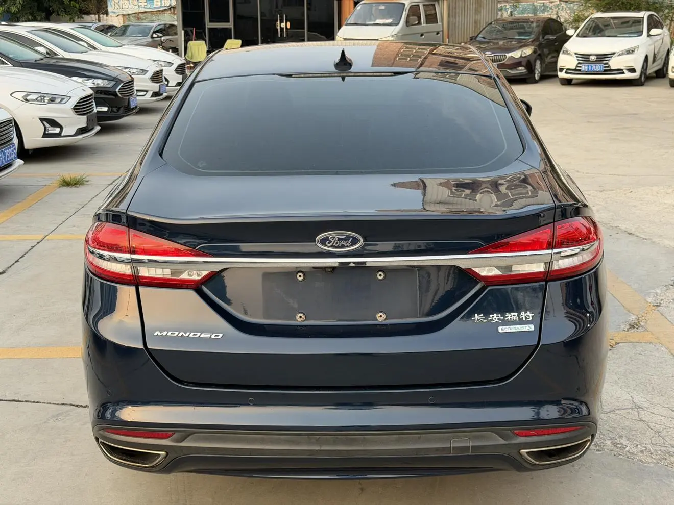 Ford Mondeo EcoBoost 200 Luxury