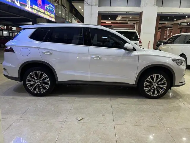 BYD Song Pro DM DM 1.5T four-wheel drive performance version comfort type