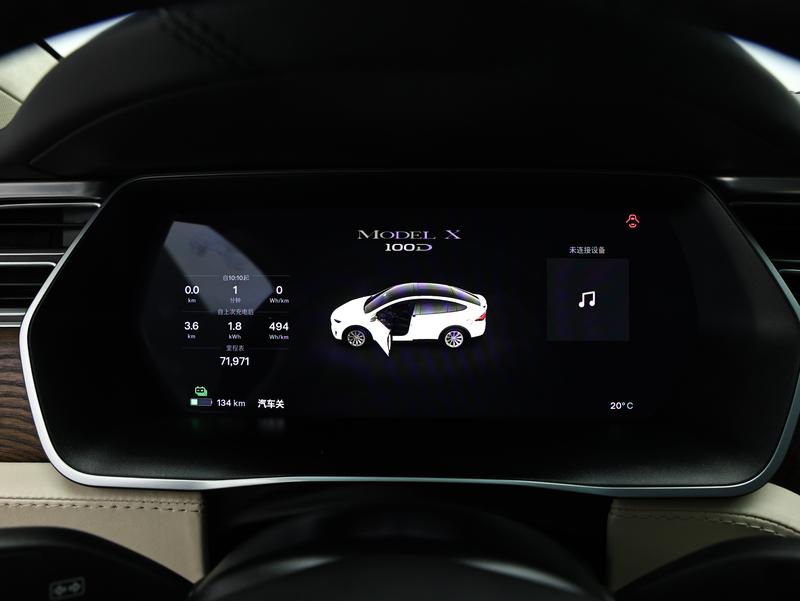 Tesla Model X 2017