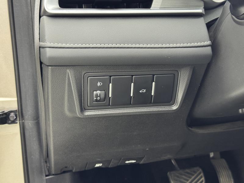 Geely Emgrand 2021