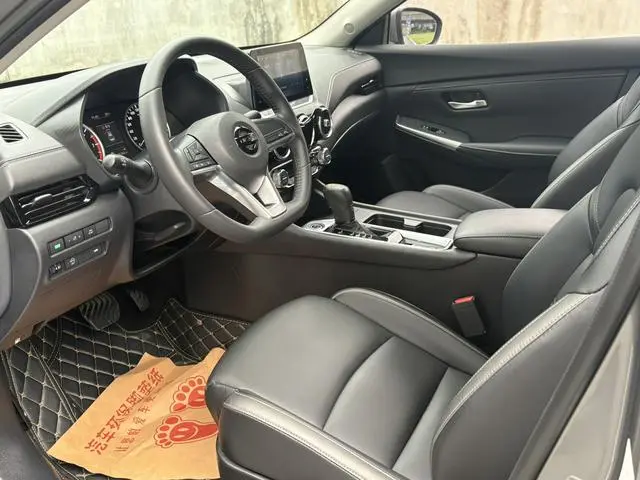 Nissan Xuan Yi 1.6L XL CVT Enjoy Edition