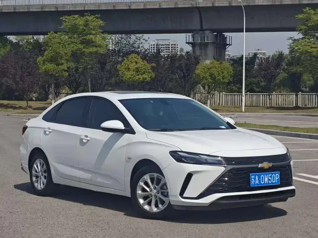 Chevrolet Cruze 1.5L Dual Clutch Enjoy Edition