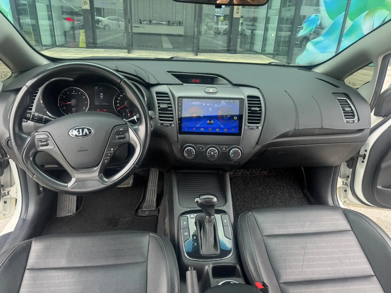 Kia Kia K3 1.6L automatic 15th Anniversary Special Edition GLS