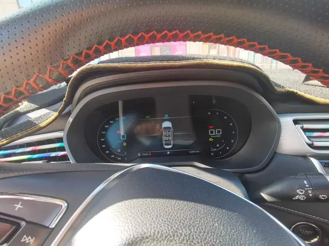 Roewe Roewe i5 1.5L automatic 4G Interconnection Linghao Ultimate Edition