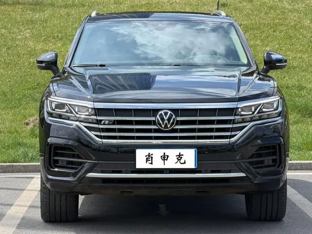Volkswagen Touareg 3.0 TSI Ruixiang Edition Classic Sports Suit